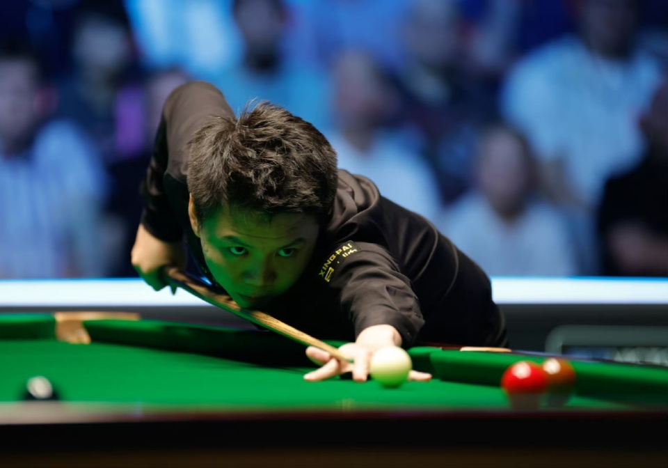 向自己的首, 连救两个赛, https